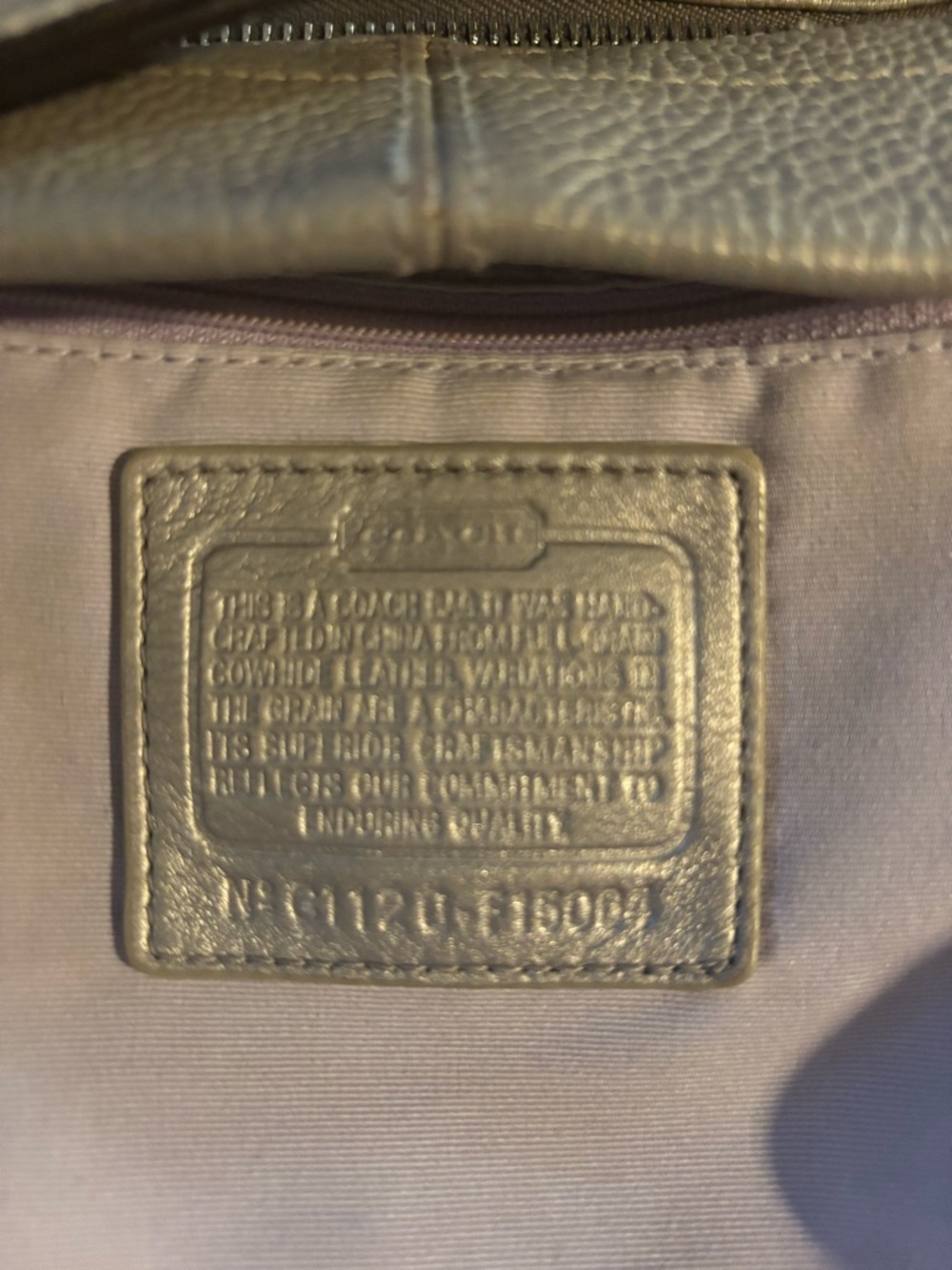 Coach C1120-F15064 24CM Convertible
Metallic Silver Pebbled Leather Hobo in GUC - Picture 3 of 16